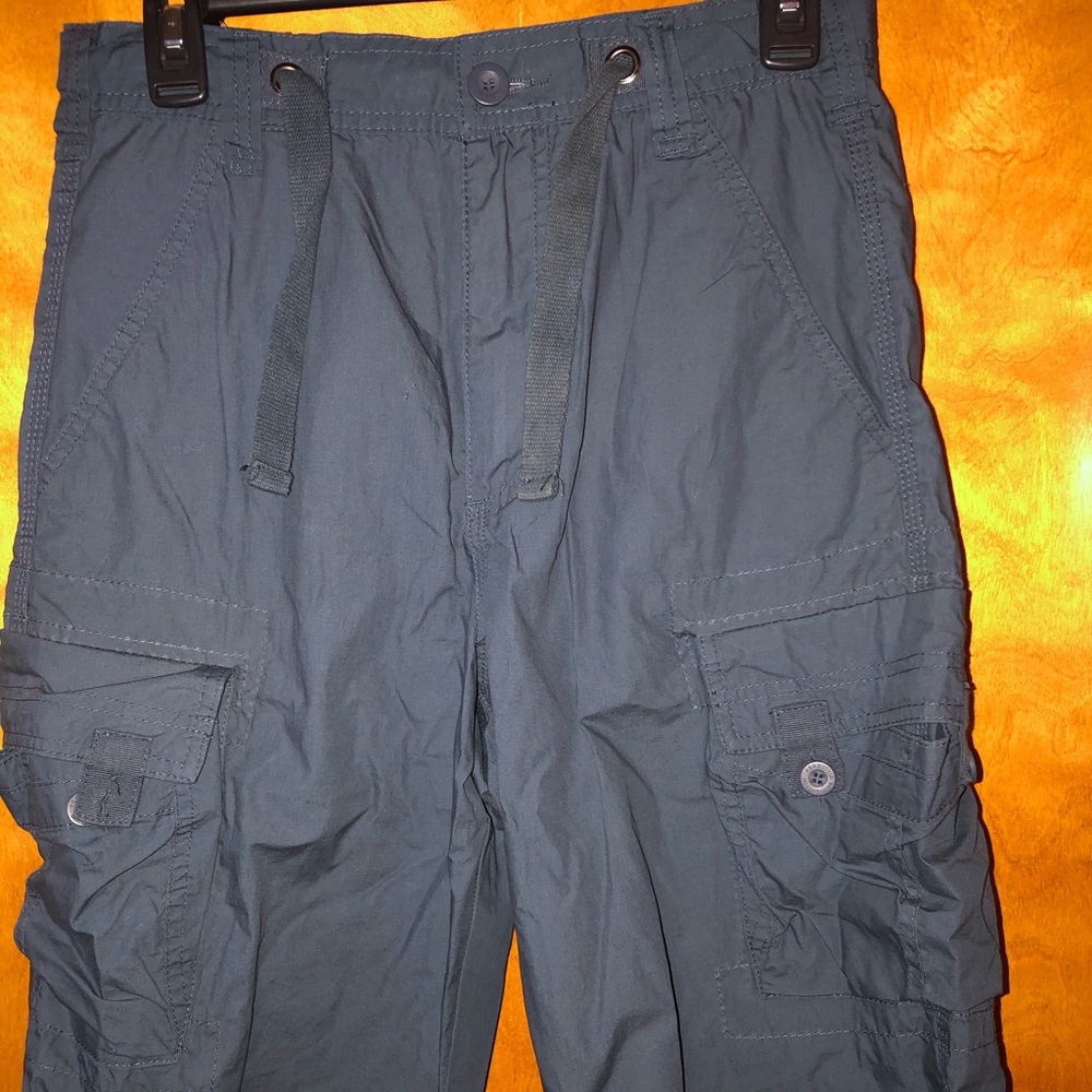 Men’s cargo shorts